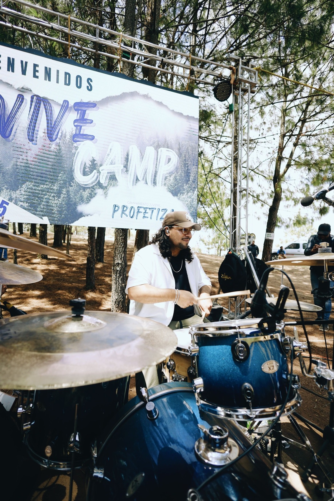 Baterista en el escenario